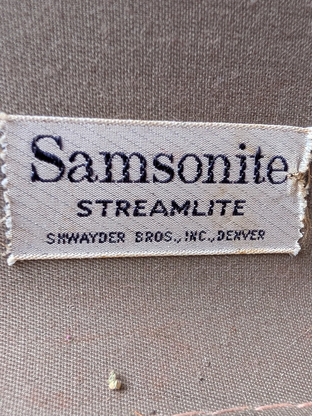 Samsonite streamlite 24”